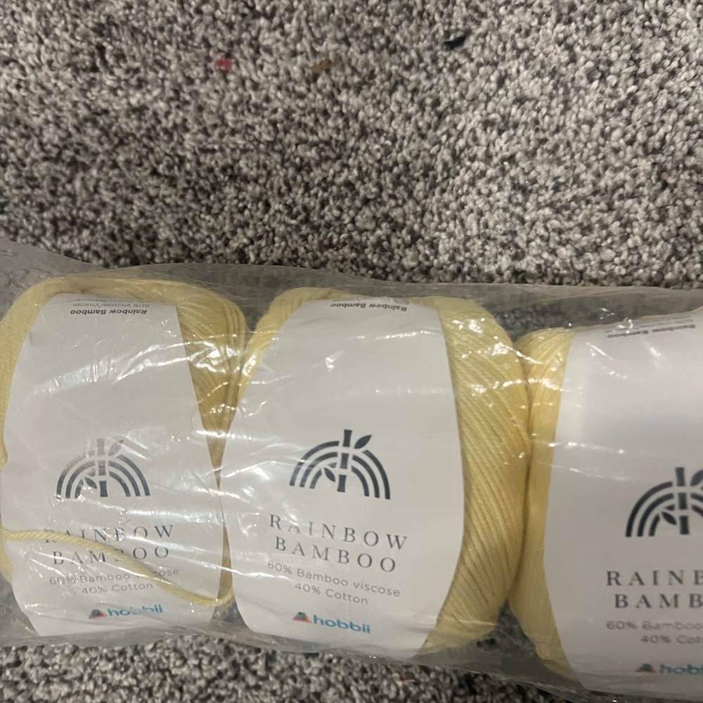 Rainbow Bamboo Yarn Skeins - Pale Yellow (5 Pack) Yellow
